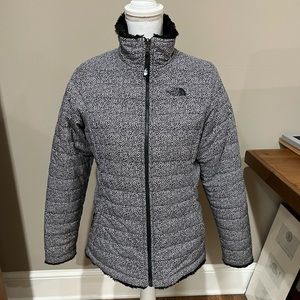 Northface girls size large reversible jacket